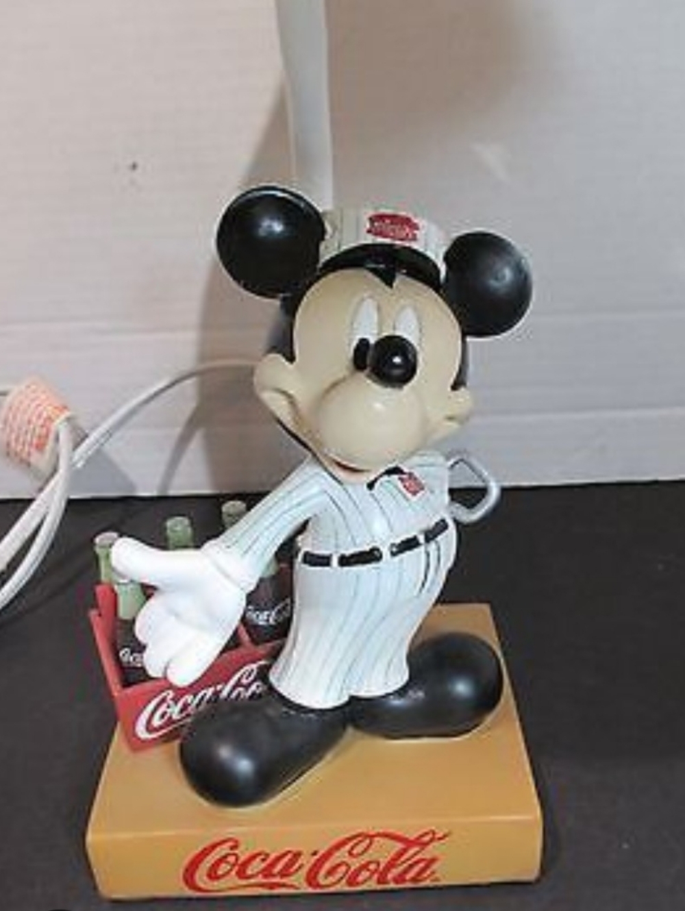 New Coca-Cola Collectible Mickey Mouse Lamp with Shade Original 2003 Red White